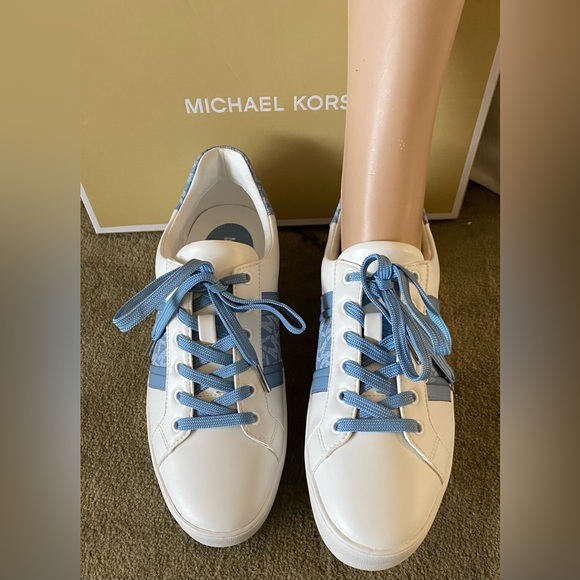MICHEAL KORS “POPPY STRIPE” LACE-UP SIGNATURE SNEAKERS - Picture 7 of 13